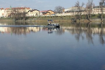 Projekt Karlín - Vltava v Karlíně - přístav + historie - Hanička Matoušová.