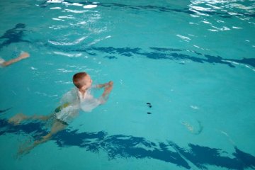 Plavání - první pomoc