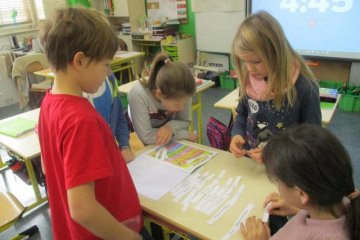 Učíme se slovní druhy, vyhledávat v textu a vymýšlet příběhy