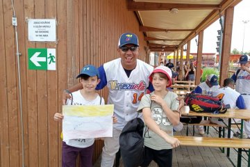 Fandíme - MS softball mužů USA x Venezuela