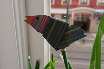 Jarní ptáčci za papíru