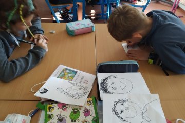 Kreslíme portréty, staráme se o třídní záhon