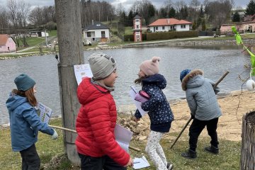 Škola v přírodě s Tobiášem Lolnessem, Lomy u Kunžaku
