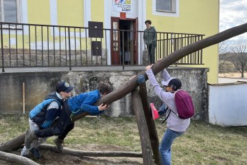 Škola v přírodě s Tobiášem Lolnessem, Lomy u Kunžaku
