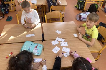 Střípky z měsíce listopadu 2025 + program Pasti na ptáky