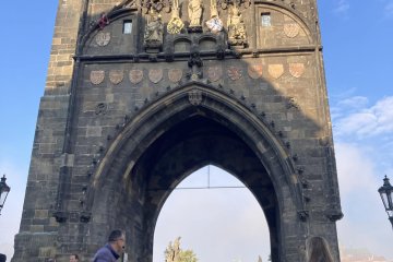 Rychlovka na Karlově mostě a bojovka na Kampě