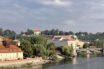 Rychlovka na Karlově mostě a bojovka na Kampě