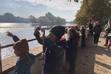 Rychlovka na Karlově mostě a bojovka na Kampě
