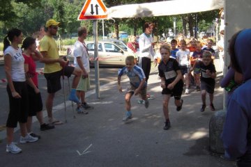 Běh kolem školy - červen 2012