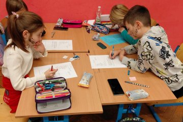 Centra aktivit - skupenství, rozpustnost látek, měření (objem, váha...)