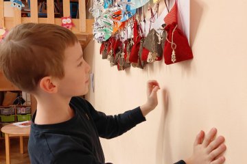 Mikuláš + adventní kalendář + přespávačka + koncert v kostele.