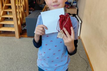 Mikuláš + adventní kalendář + přespávačka + koncert v kostele.