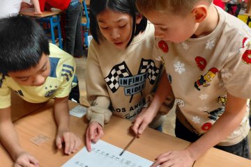 Mikuláš + adventní kalendář + přespávačka + koncert v kostele.