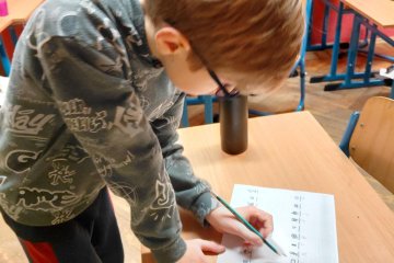 Mikuláš + adventní kalendář + přespávačka + koncert v kostele.