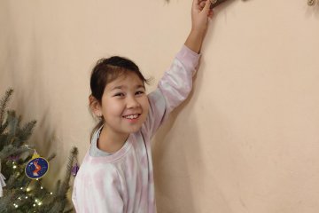 Mikuláš + adventní kalendář + přespávačka + koncert v kostele.