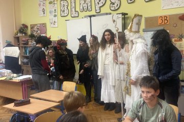 Mikuláš + adventní kalendář + přespávačka + koncert v kostele.