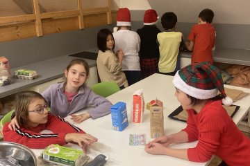 Mikuláš + adventní kalendář + přespávačka + koncert v kostele.