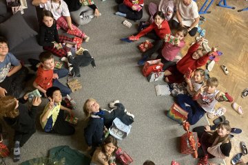 Mikuláš + adventní kalendář + přespávačka + koncert v kostele.