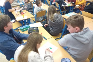 Adélka - čj a pokusy s měřením, vážením (objem, délka)