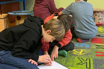 Střípky z krátkého února