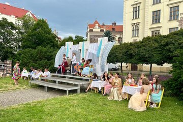 muzikál ,,Princové  jsou na draka,,