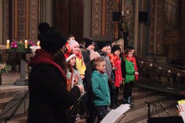 Vánoční koncert ZŠ: Po roční covidové pauze opět v kostele