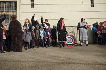 Děti oslavily masopust tradičním průvodem