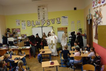 Ani v letošním nechyběl Mikuláš s anděly a pekelnými čerty