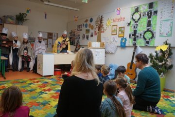 Tři králové opět navštívili i školu