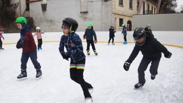 Od mantinelu k holubičkám: Jak jsme zkrotili ledovou plochu