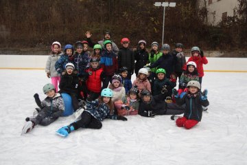 Od mantinelu k holubičkám: Jak jsme zkrotili ledovou plochu