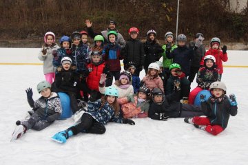 Od mantinelu k holubičkám: Jak jsme zkrotili ledovou plochu