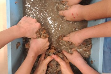 Jak jsme vyráběli ve 3.R kašírované misky