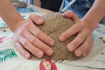 Jak jsme vyráběli ve 3.R kašírované misky