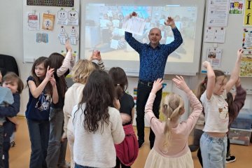 Slunce v duši a roztančená dětská tornáda. Jak jsme zkoumali počasí?