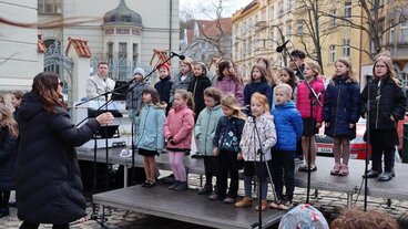 Piánko zazpívalo na Velikonočním jarmarku
